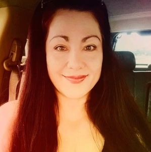 Meet your Posher, Michele